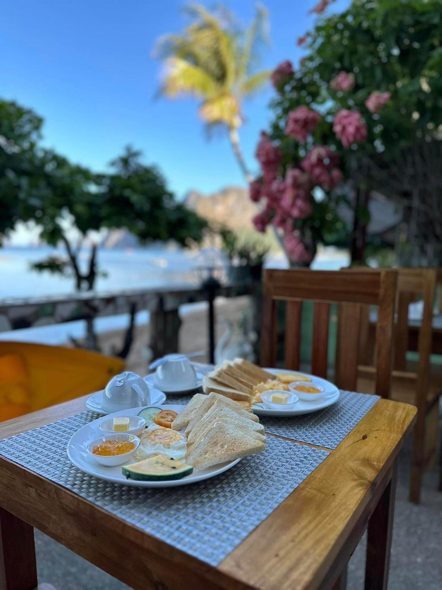 Desert Rose Beach Hotel El Nido Luaran gambar